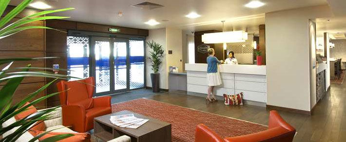 Hampton By Hilton Corby Hotell Eksteriør bilde
