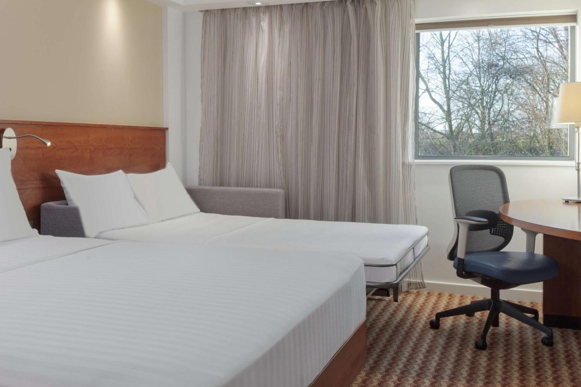 Hampton By Hilton Corby Hotell Eksteriør bilde
