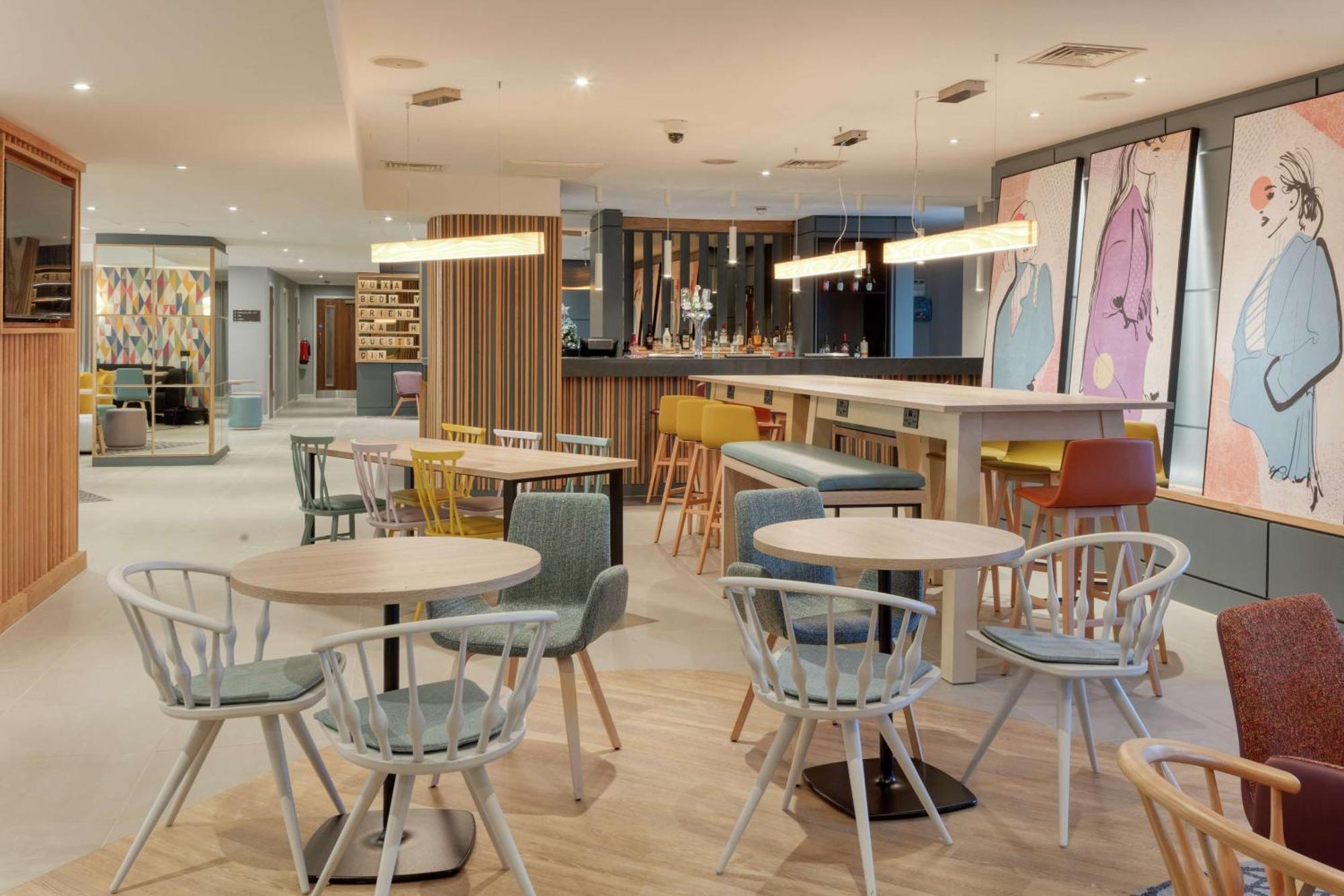 Hampton By Hilton Corby Hotell Eksteriør bilde