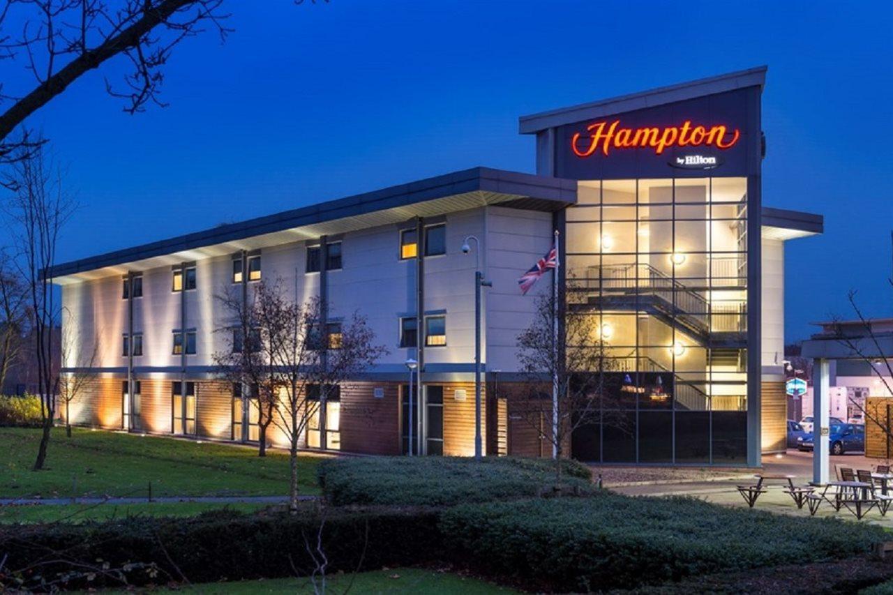 Hampton By Hilton Corby Hotell Eksteriør bilde