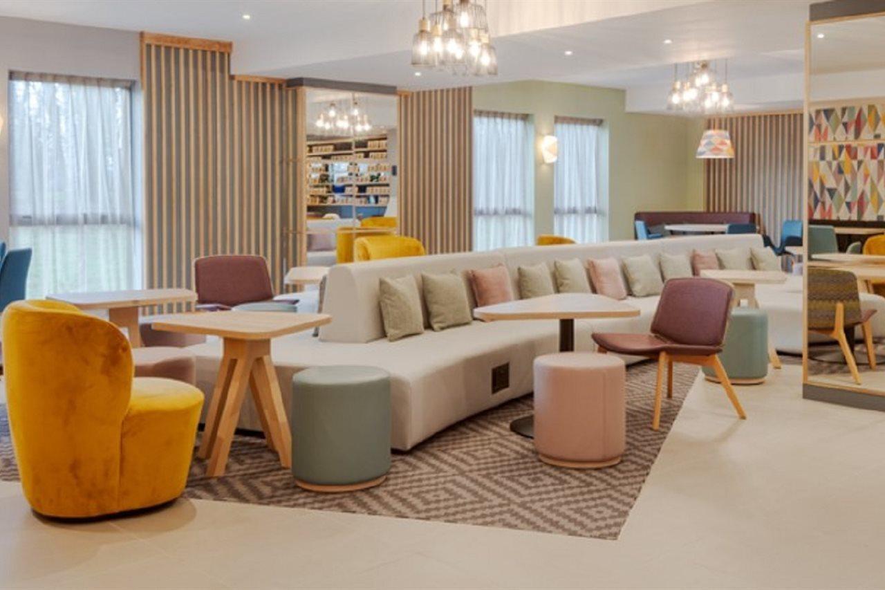 Hampton By Hilton Corby Hotell Eksteriør bilde
